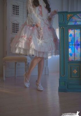 《年轻的妻子》_720手机免费观看完整