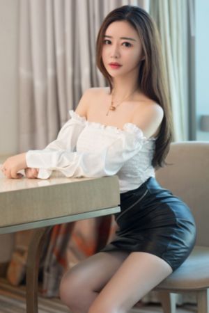 全彩无遮巨大乳尖奶老师在线观看_超清手机在线看
