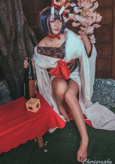 年上大佬掌心宠女儿救妈妈短剧_高清手机在线观看